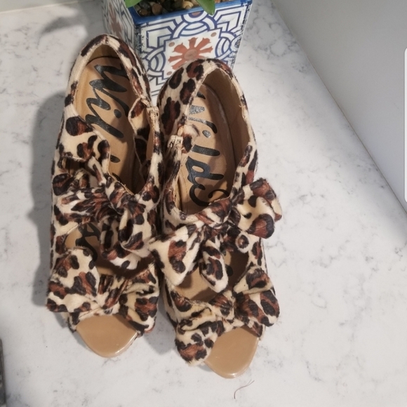 👡 ANIMAL PRINT PLATFORM HEELS - Picture 7 of 8